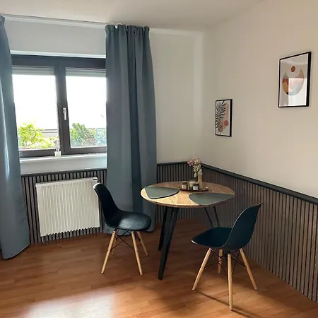 Modernes No 3 Mit Kueche Und Terrasse In Daire Fulda