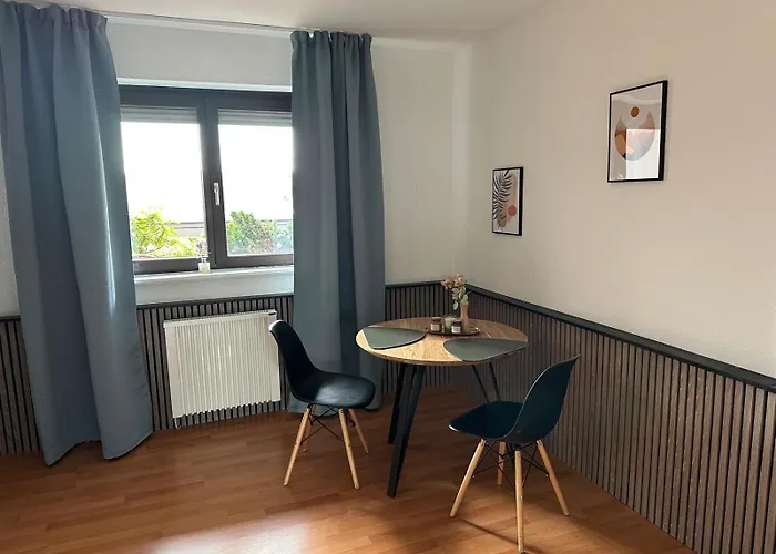 Modernes No 3 Mit Kueche Und Terrasse In アパート フルダ